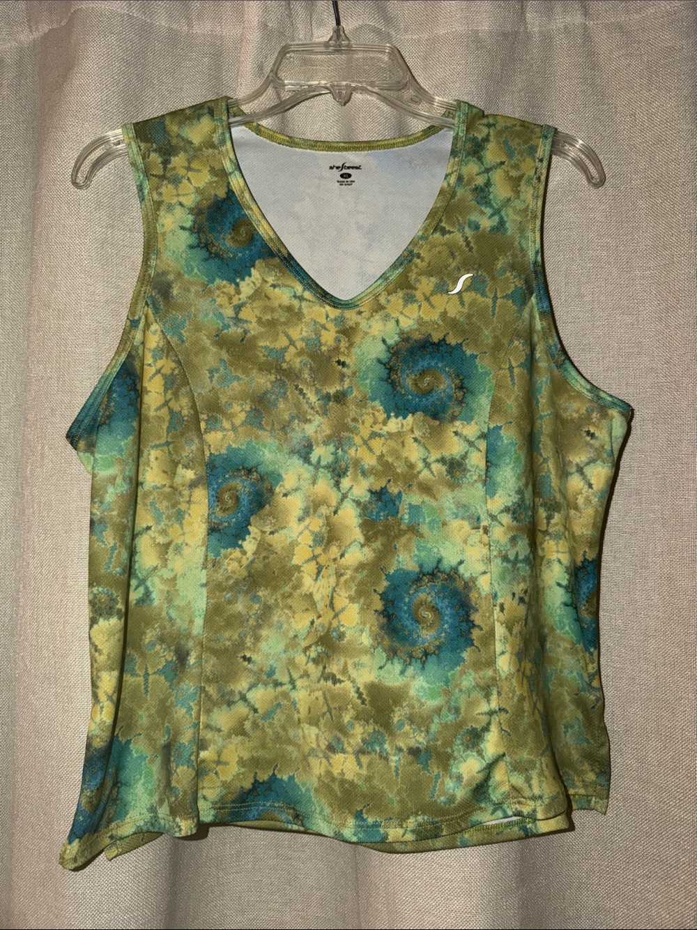 Sleeveless V-Neck Performance Tank Top - Green/Teal cycling jersey shebeest xl